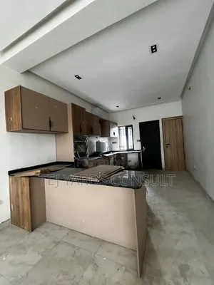 2bdrm Block of Flats in Harmony Estate, Iseri for sale