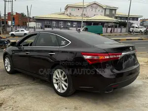 Toyota Avalon Limited 4dr Sedan (3.5L 6cyl 6A) 2015 Black