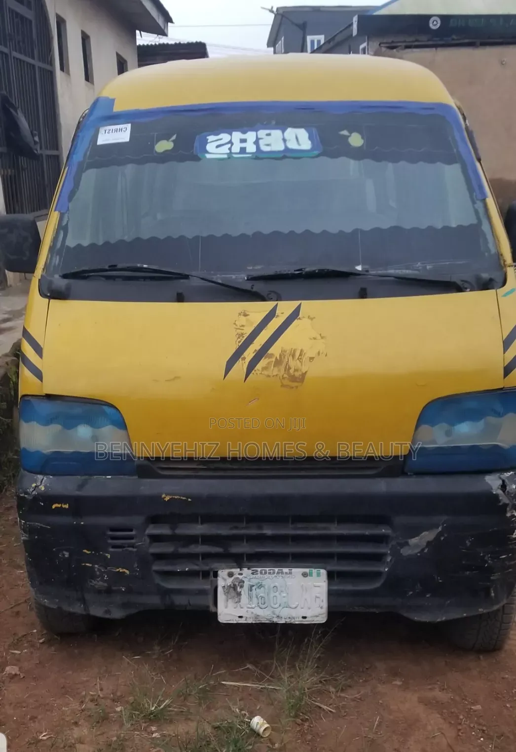 Suzuki APV Minibus 2010 Yellow