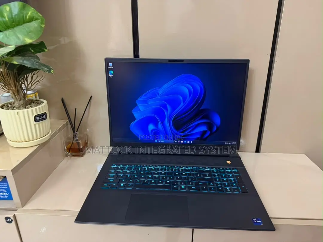 Laptop Dell Allienware M18 R1 32GB Intel Core i9 SSD 1T