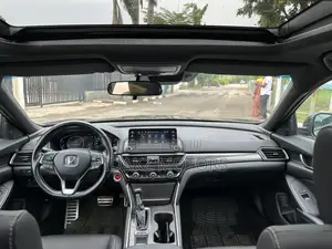 Honda Accord Sport 2.0T 2018 Black