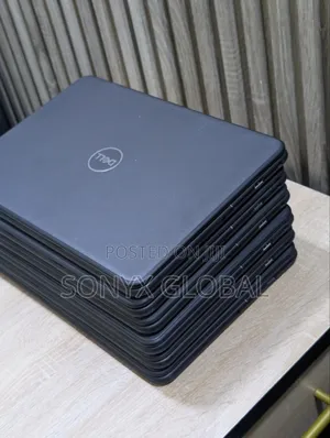 Laptop Dell Latitude 3310 4GB Intel Celeron SSD 128GB
