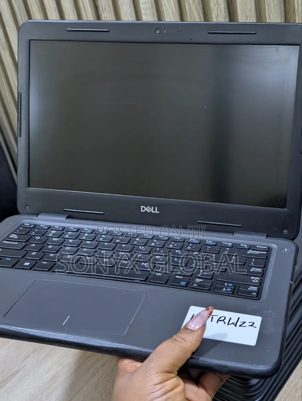 Laptop Dell Latitude 3310 4GB Intel Celeron SSD 128GB