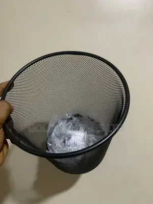 Black Iron Dust Bin