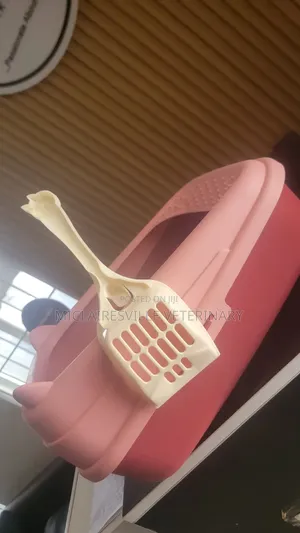 Plastic Cat Litre Box With Scoop