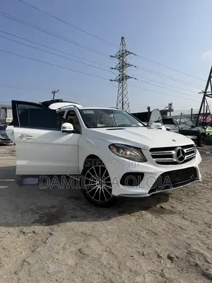 Mercedes-Benz GLE-Class 2018 White