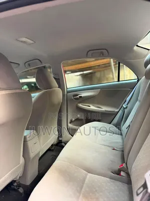 Toyota Corolla 2009 Red