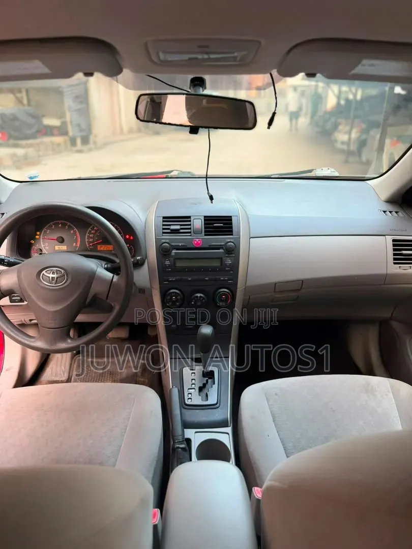 Toyota Corolla 2009 Red