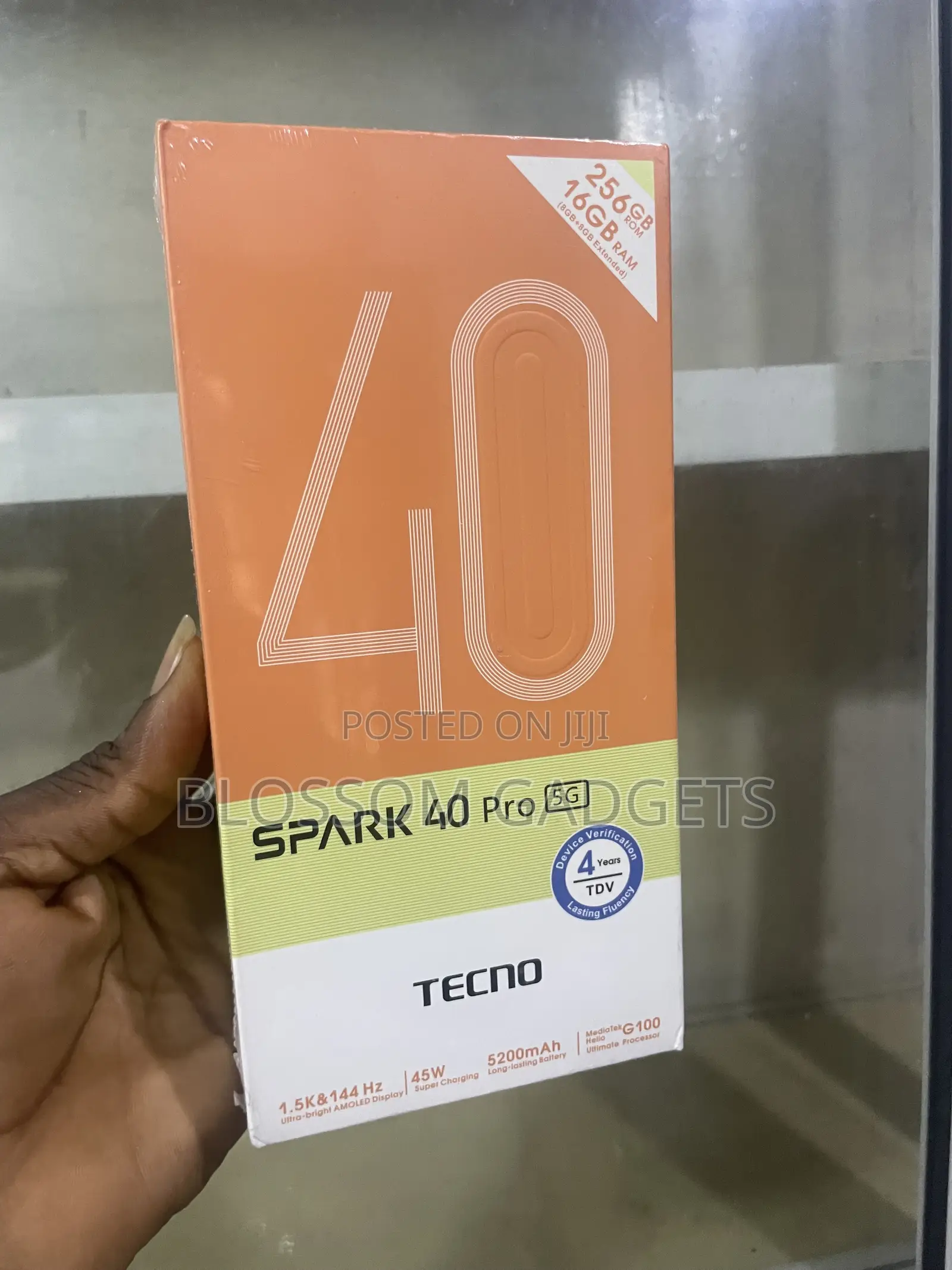 New Tecno Spark 40 Pro 256 GB Silver