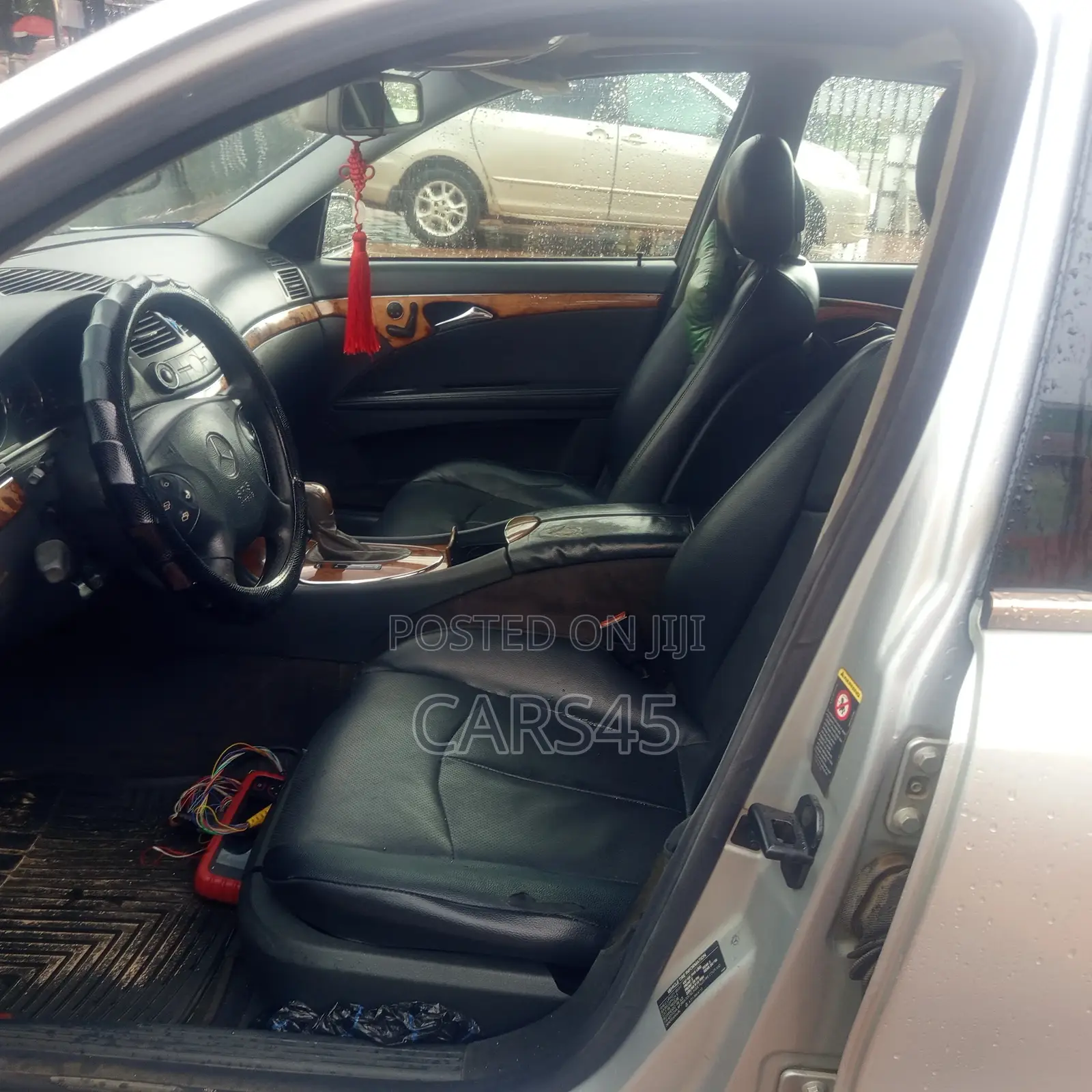 Mercedes-Benz E320 2004 Silver