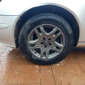 Mercedes-Benz E320 2004 Silver