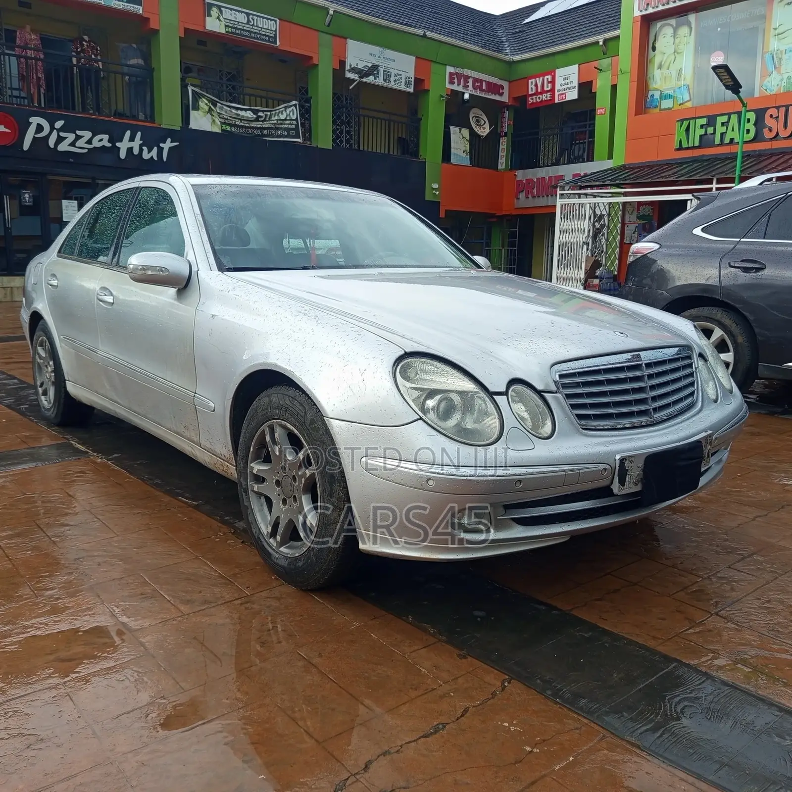 Mercedes-Benz E320 2004 Silver