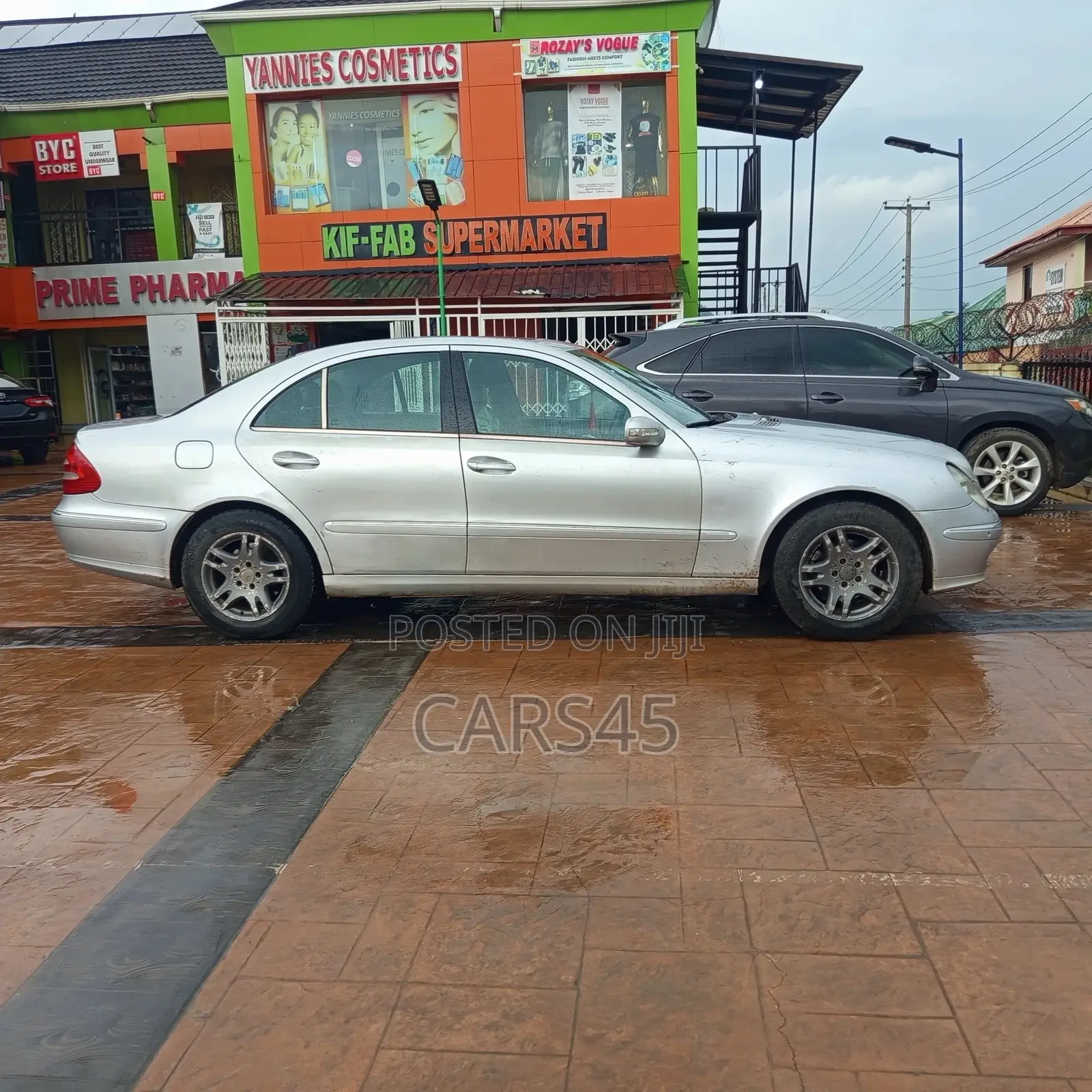 Mercedes-Benz E320 2004 Silver