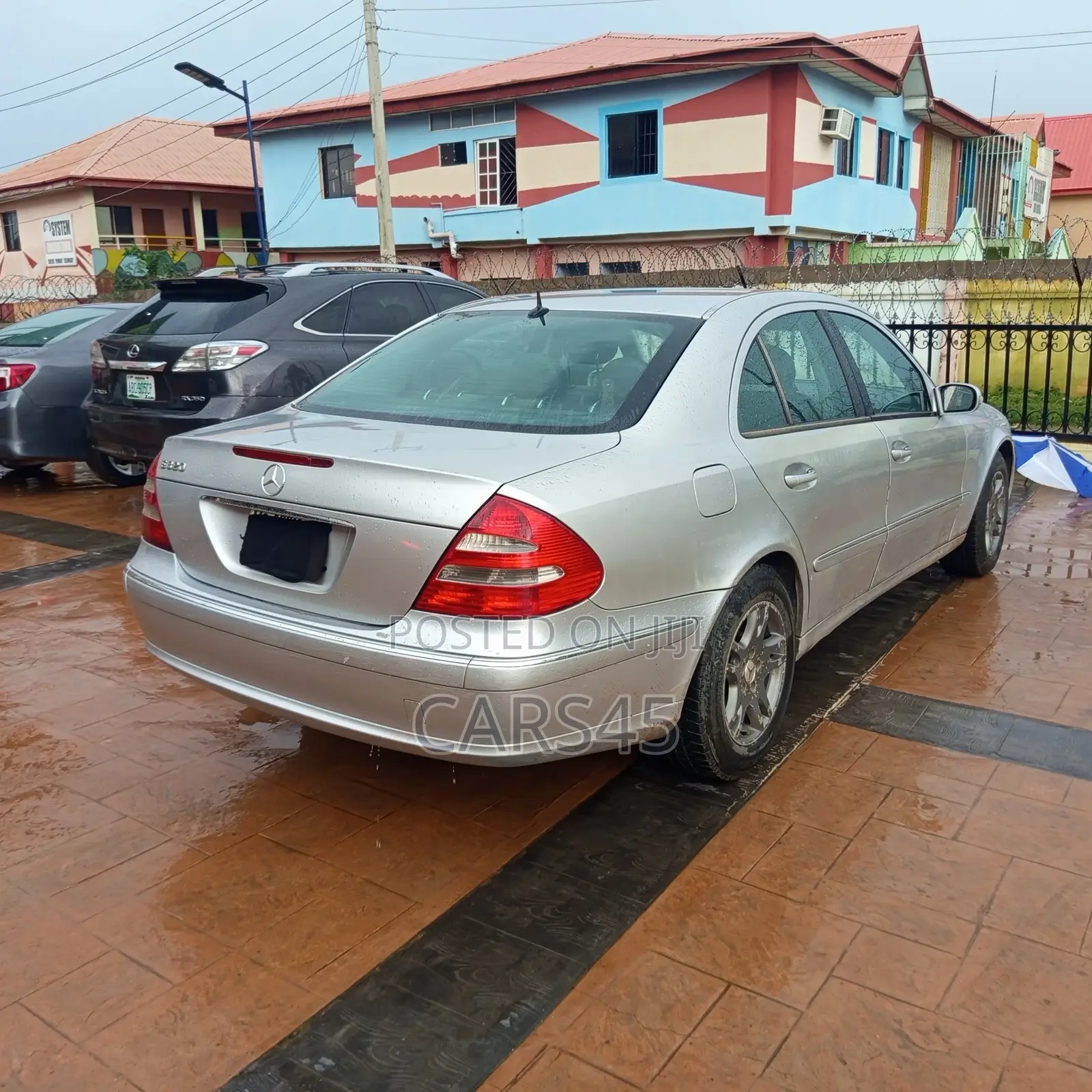 Mercedes-Benz E320 2004 Silver