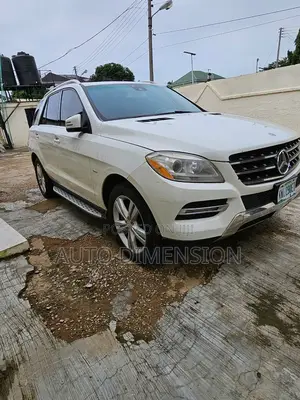 Mercedes-Benz M Class ML 350 4Matic 2013 White
