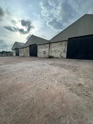 Warehouse on Ibadon Express Way for Sale