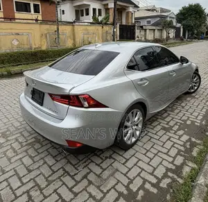 Lexus IS 300 AWD 2016 Silver