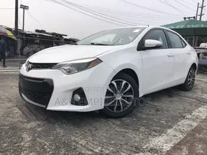 Toyota Corolla 2016 White