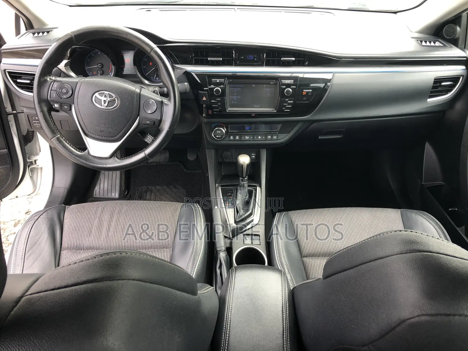 Toyota Corolla 2016 White