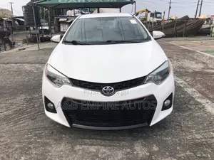 Toyota Corolla 2016 White