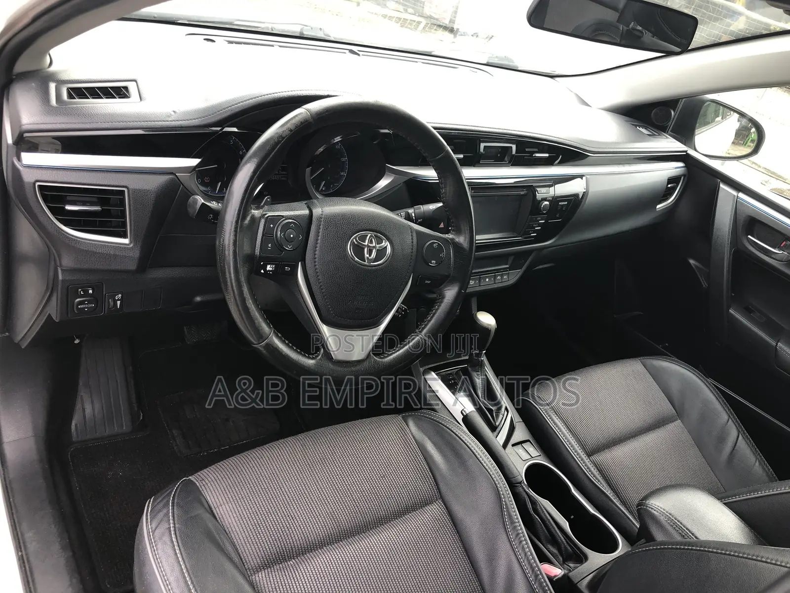 Toyota Corolla 2016 White