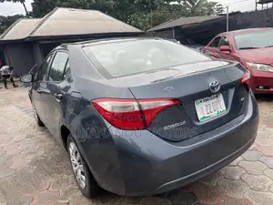 Toyota Corolla L 4dr Sedan (1.8L 4cyl 4A) 2014 Gray