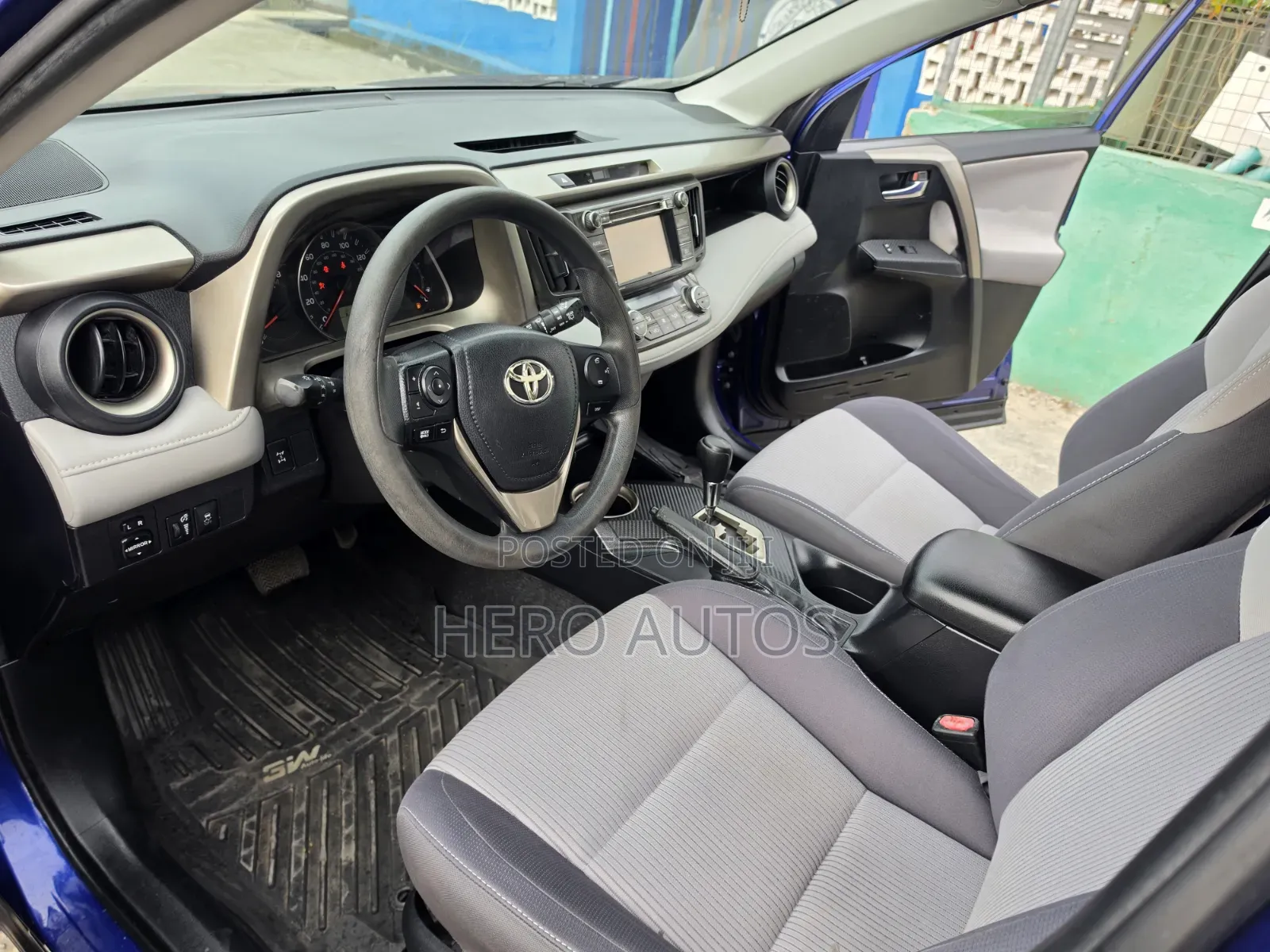 Toyota RAV4 2015 Blue