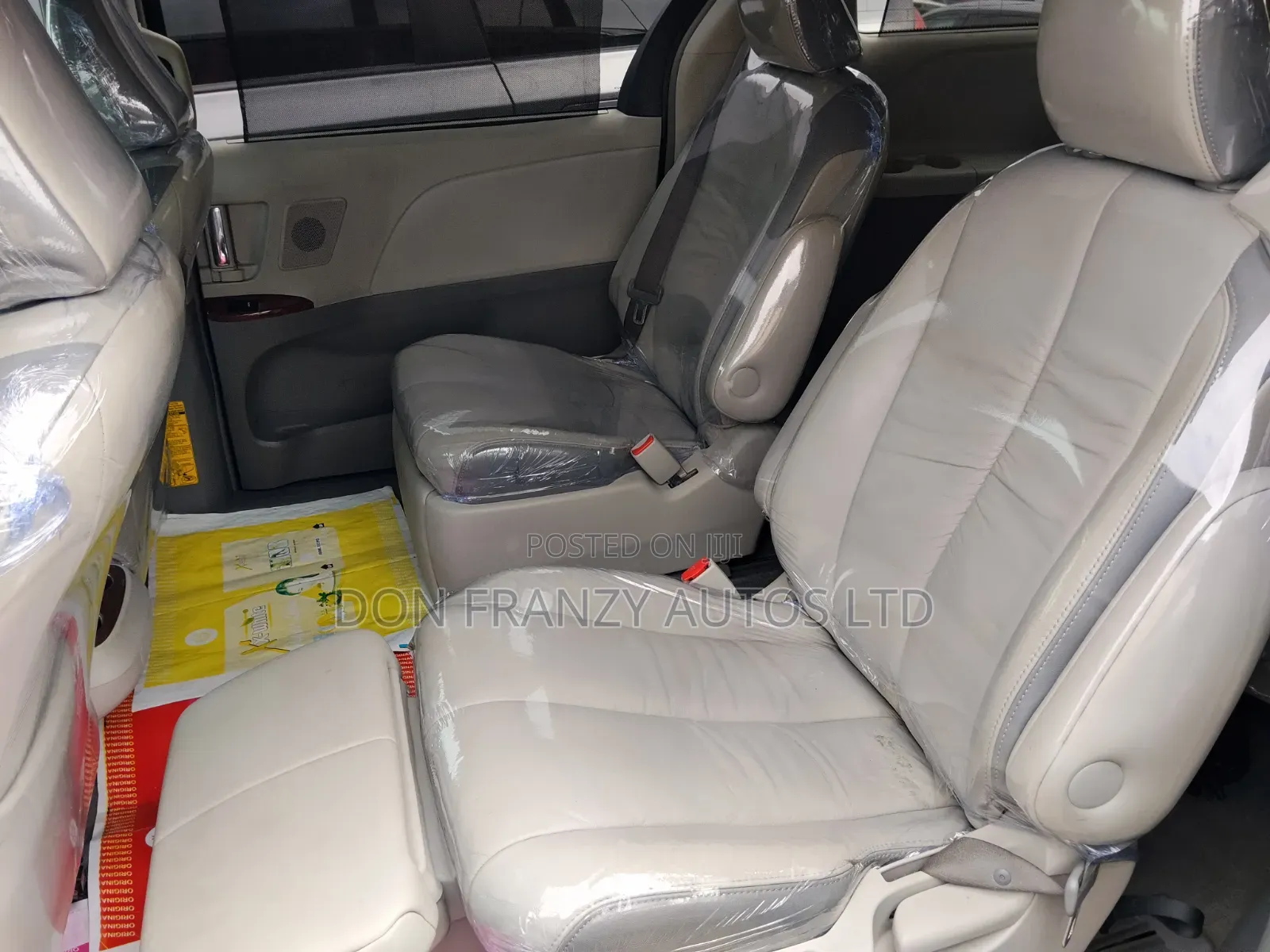 Toyota Sienna 2012 Blue