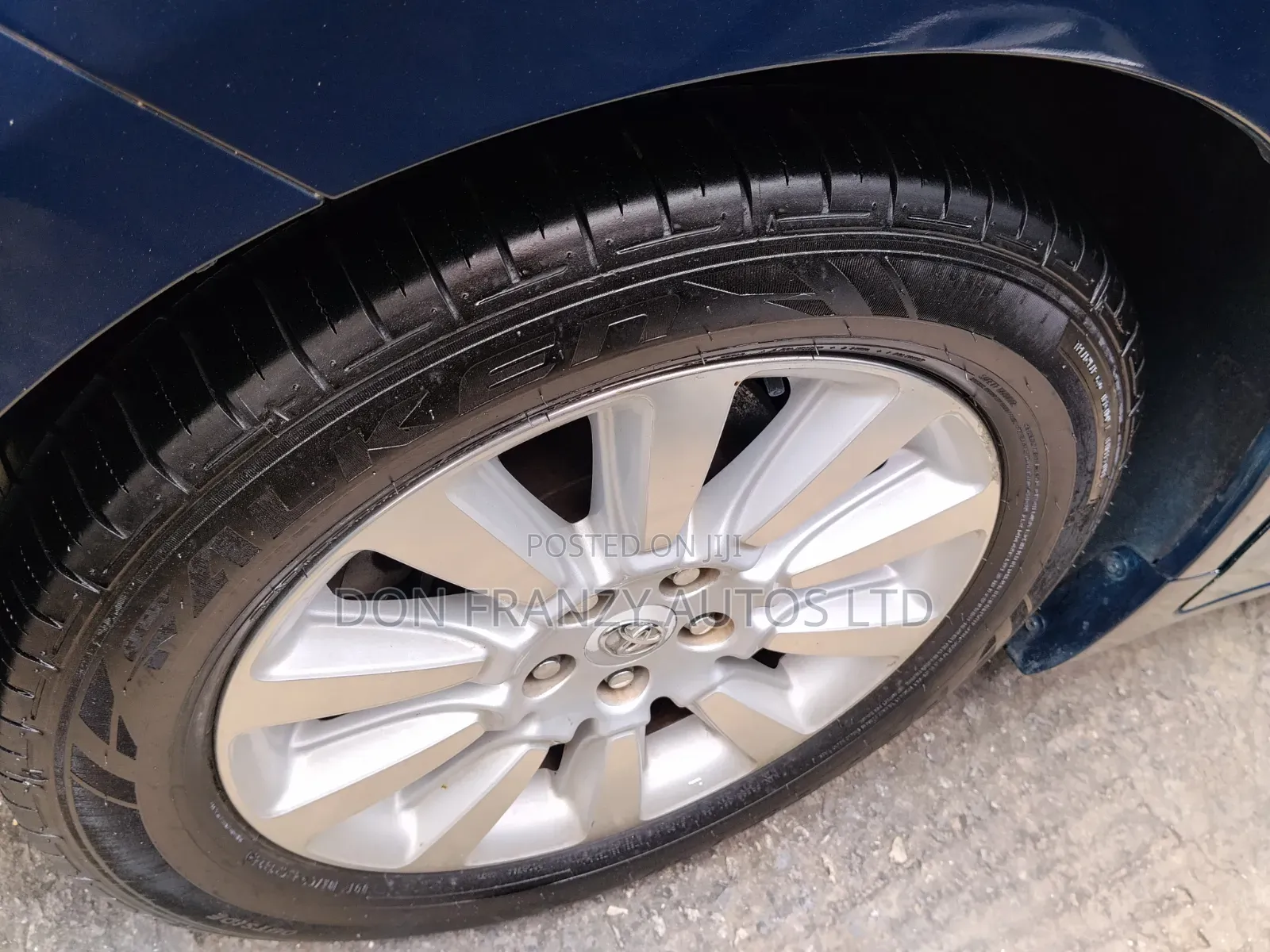 Toyota Sienna 2012 Blue