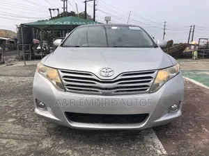 Toyota Venza 2011 Silver