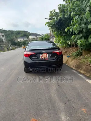Toyota Corolla 2015