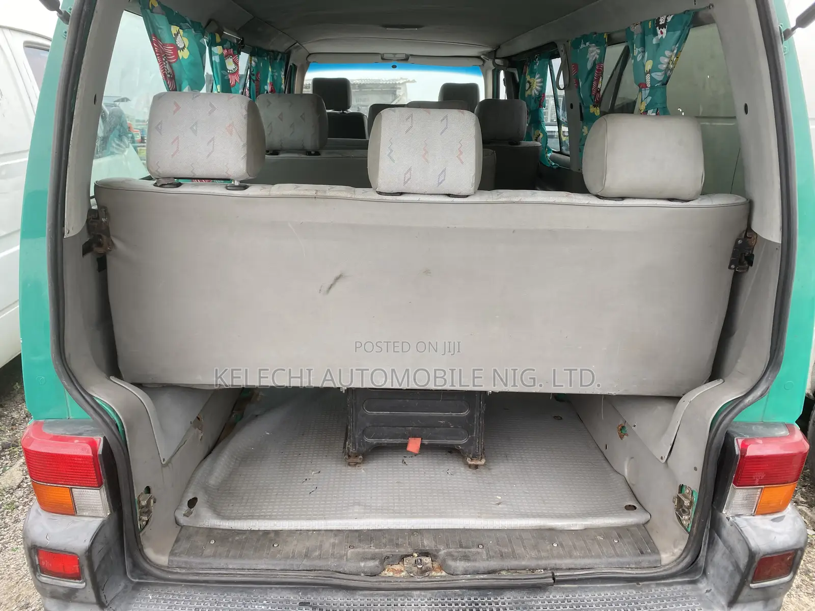 Volkswagen Transporter 2005 Green
