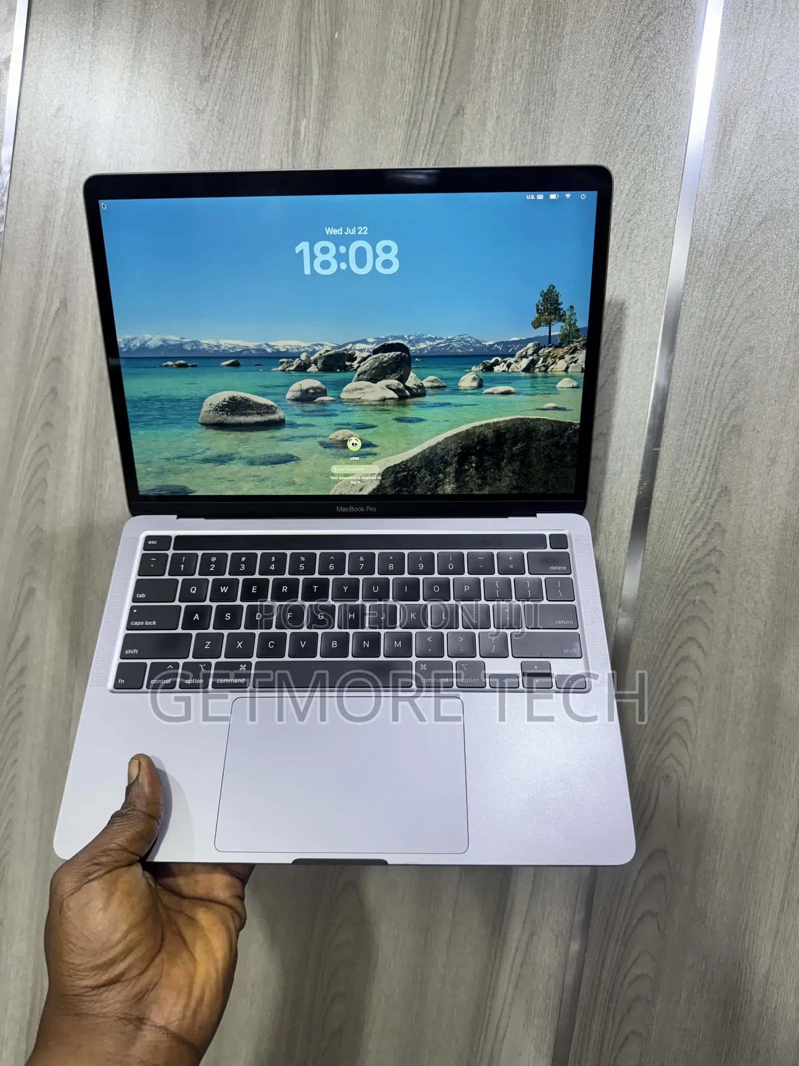 Laptop Apple MacBook Pro 2020 16GB Intel Core i7 SSD 1T
