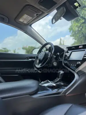 Toyota Camry 2018 White