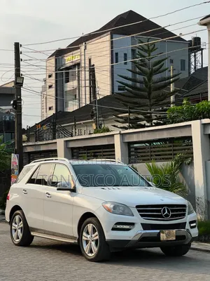 Mercedes-Benz M Class 2013 White
