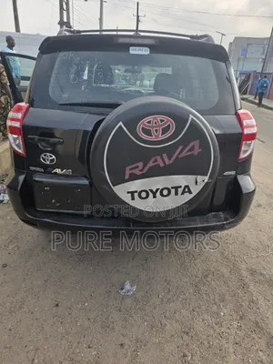 Toyota RAV4 2011 Black