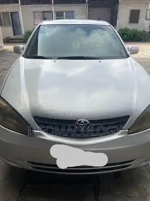 Toyota Camry LE 4dr Sedan (2.4L 4cyl 5M) 2003 Silver