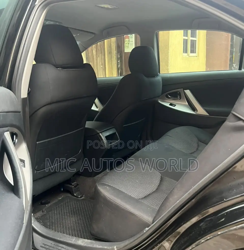 Toyota Camry 2010 Black