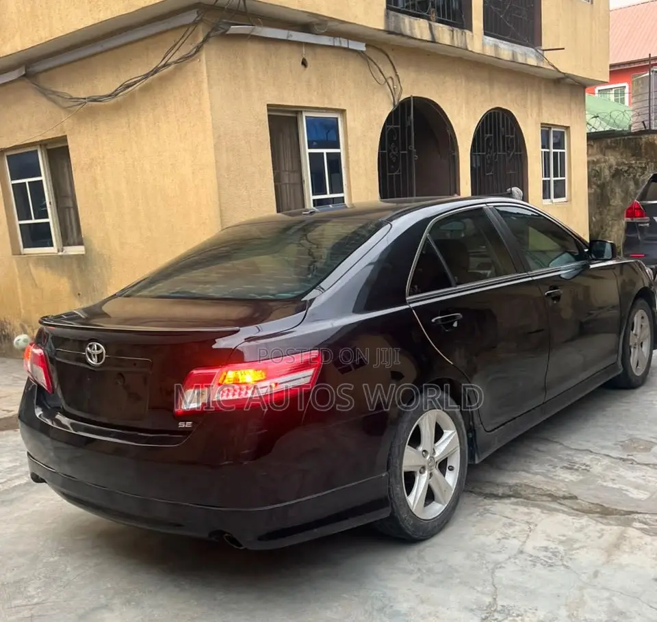 Toyota Camry 2010 Black