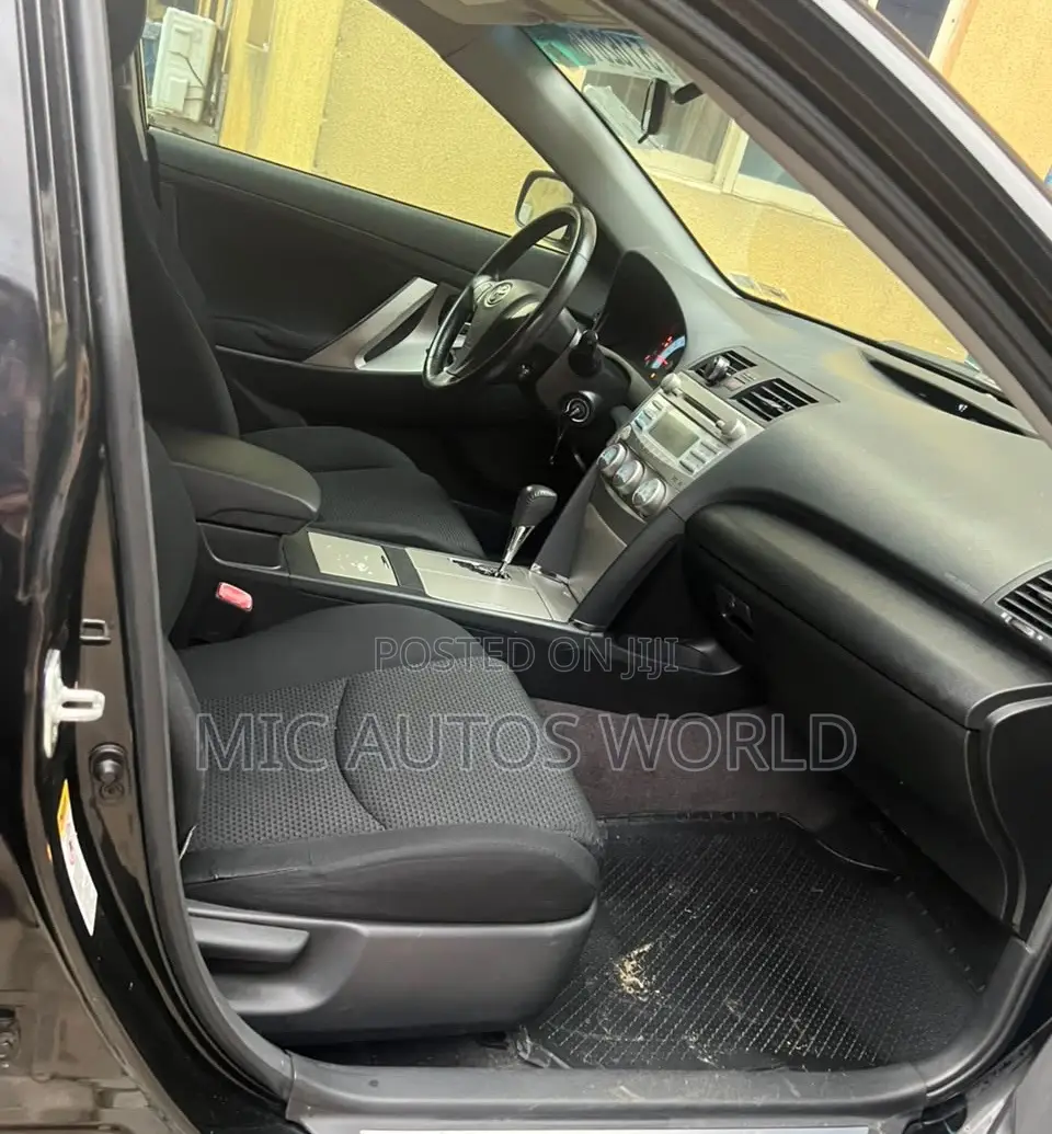 Toyota Camry 2010 Black