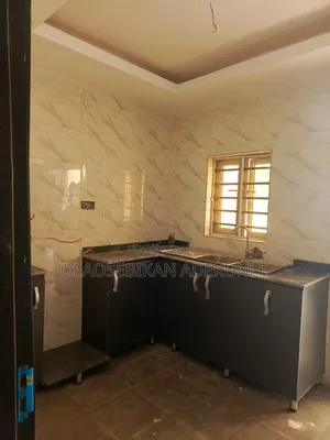 2bdrm Block of Flats in Elebu Estate, Akala Express for rent