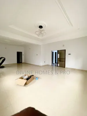 6bdrm House in Wuse 2 for rent
