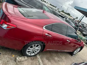 Lexus ES 350 2012 Maroon