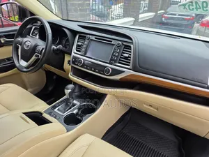 Toyota Highlander 2018 White