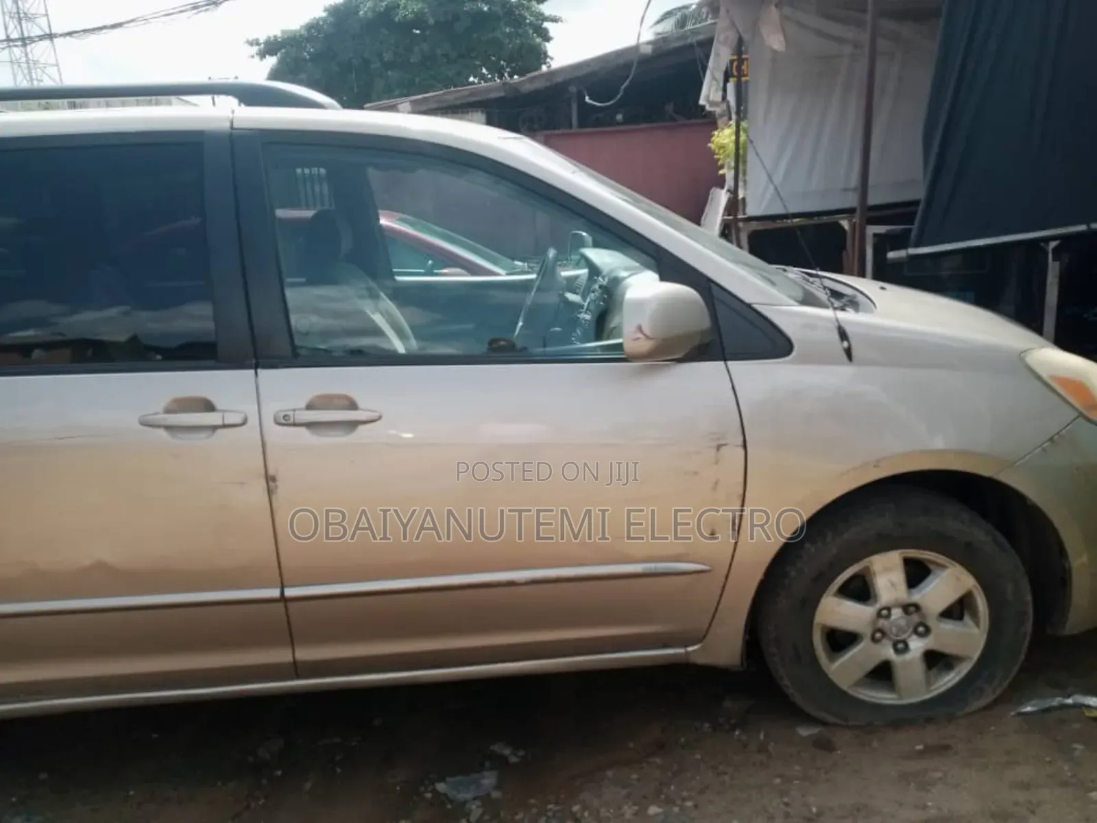 Toyota Sienna 2004 Silver