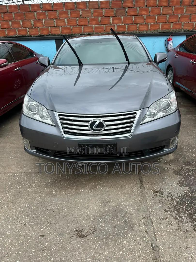 Lexus ES 350 2011 Gray