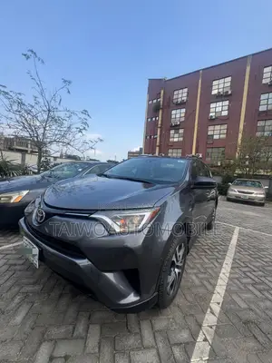 Toyota RAV4 2017 White