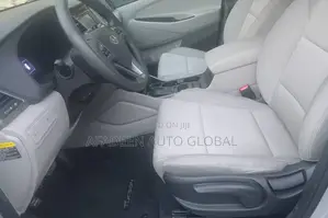 Hyundai Tucson 2018 Silver