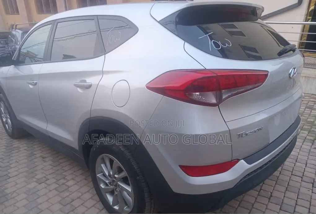 Hyundai Tucson 2018 Silver