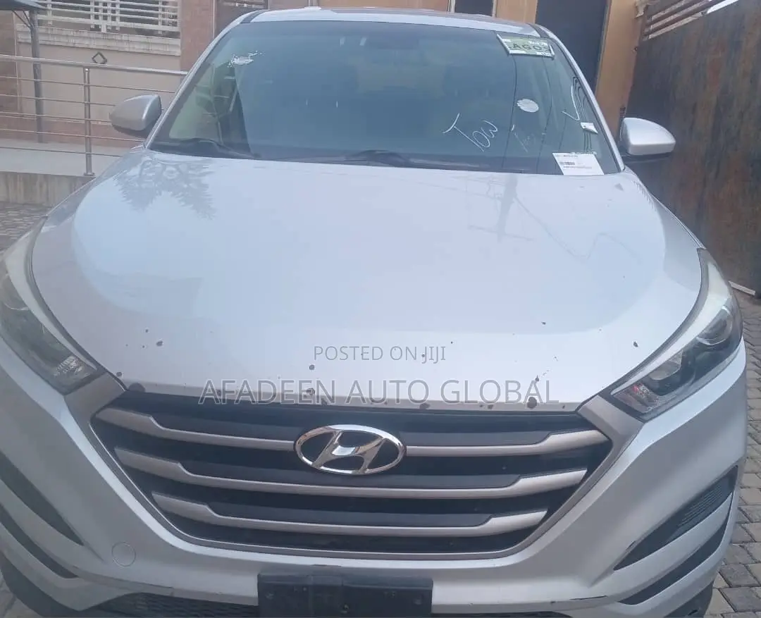 Hyundai Tucson 2018 Silver